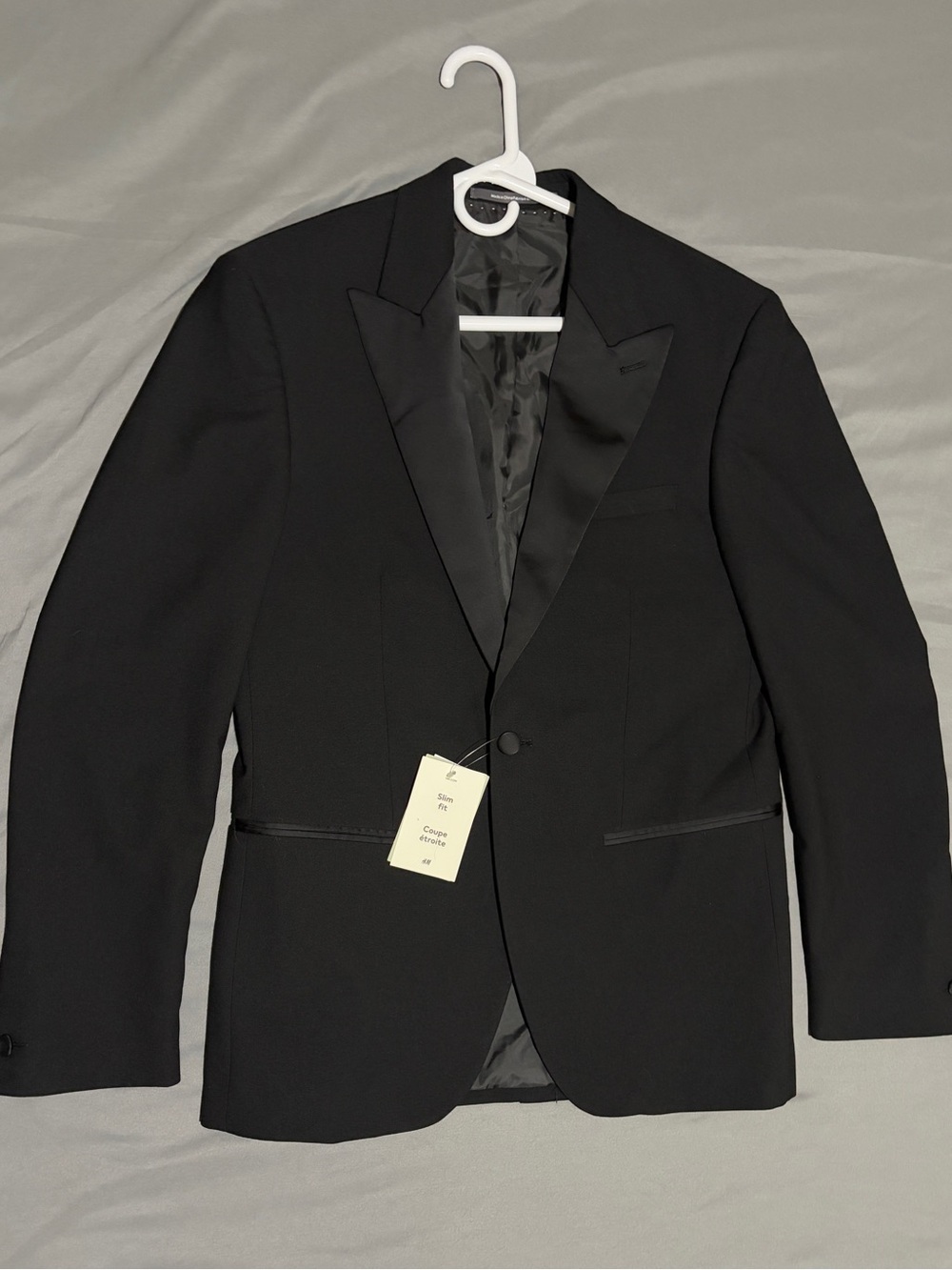 NWT H&M Men's Slim Fit Tuxedo Jacket Blazer Black 36R Satin Lapel MSRP $119